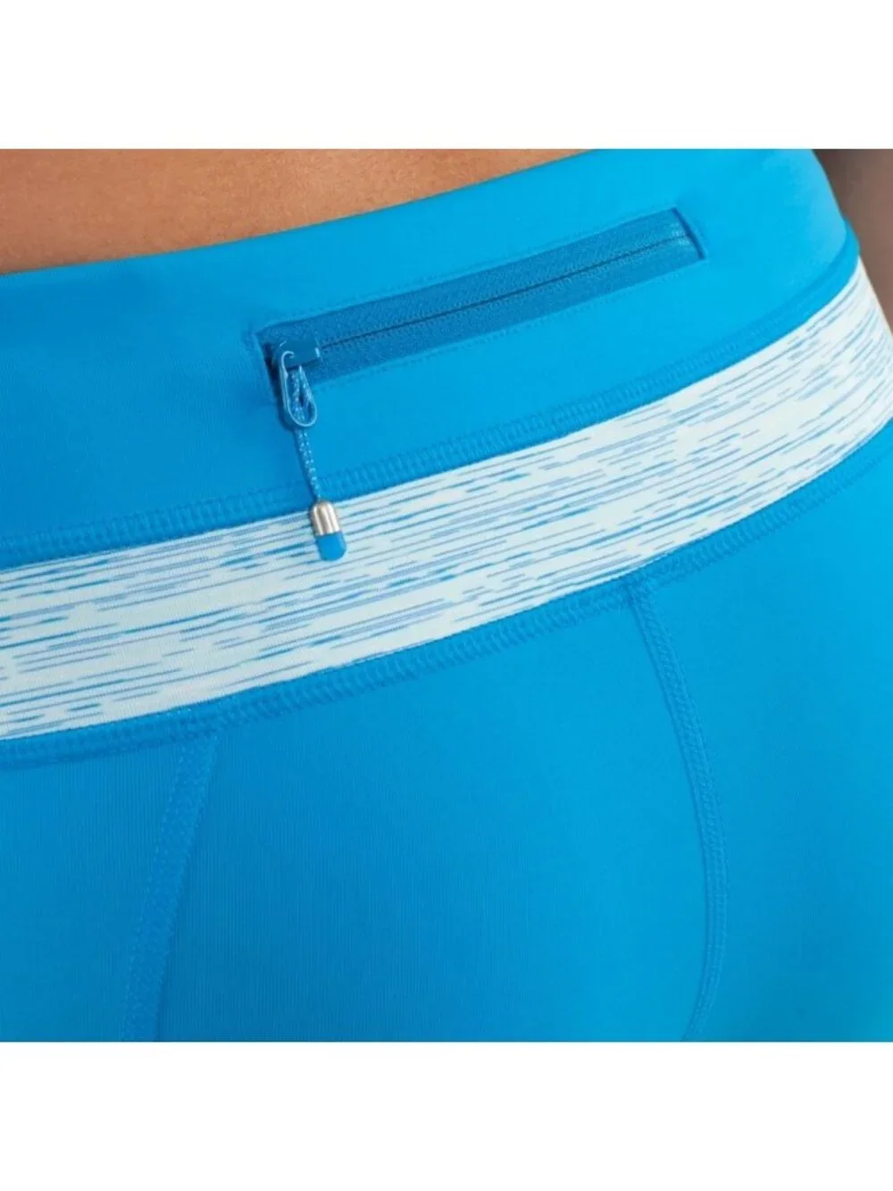 Lululemon Run: Inspire Crop II Beach Blanket Blue / Wee Are From Space Aquamari